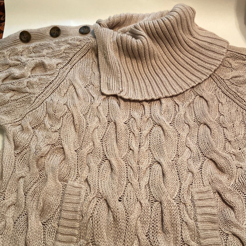 Max Azria medium short sleeve cowl neck cable knit sweater